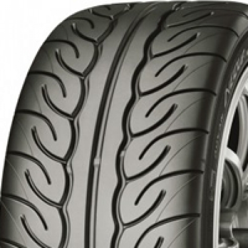 YOKOHAMA AD08R ADVAN NEOVA 245/40 R18 93W TL