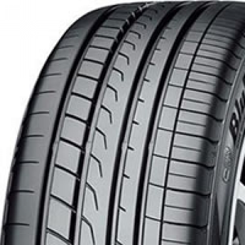 YOKOHAMA BLUEARTH RV-02 215/65 R16 98H