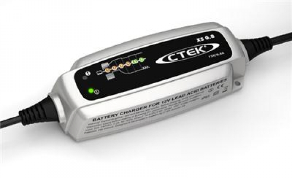 Nabíječka autobaterií CTEK XS 0.8